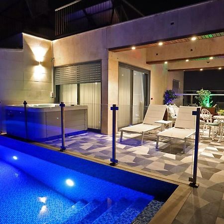 Luxury Rooftop Apartment In Netanya Extérieur photo