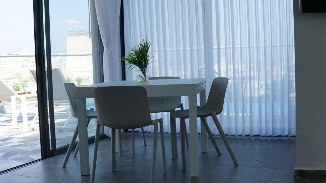 Luxury Rooftop Apartment In Netanya Extérieur photo